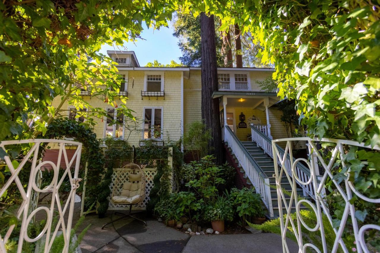 Boho Manor Hotel Monte Rio Exterior photo